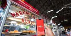 Bank Jakarta menjalin kolaborasi strategis dengan Asosiasi Pedagang Kaki Lima Indonesia (APKLI) Perjuangan dukung UMKM dan PKL. (Sumber: Dok. Bank Jakarta)