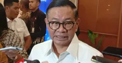 Gubernur Jakarta Pramono Anung menyampaikan pernyataan kepada awak media di Balai Kota Jakarta, Rabu, 23 Juli 2025. (Sumber: Poskota/Muhammad Tegar Jihad)