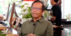 Potret Mahfud MD yang menilai keputusan hakim dalam kasus Tom Lembong salah. (Sumber: YouTube/ Rhenald Kasali)