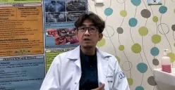 Dokter spesialis bedah mulut RSU Tangsel, Dhanni Gustiana, saat ditemui di ruangannya pada Senin, 28 Juli 2025. (Sumber: POSKOTA | Foto: Primayanti)