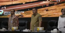 Rapat Koordinasi Pengendalian Inflasi yang dirangkaikan dengan Pembahasan Evaluasi Dukungan Pemerintah Daerah dalam Program 3 Juta Rumah di Kantor Kemendagri (Sumber: Dok. Kemendagri)