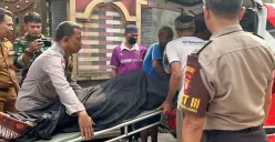 RS, 21 tahun, warga Jalan Arjuna Raya, RT 09/RW 02, Kelurahan Bekasi Jaya, Kecamatan Bekasi Timur, Kota Bekasi, ditemukan tewas gantung diri, Selasa, 29 Juli 2025. (Sumber: Poskota/Nurpini Aulia Rapika)