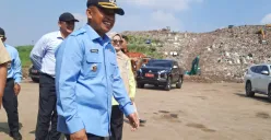 Wali Kota Depok, Supiah Suri meninjau Tempat Pembungan Akhir (TPU) Cipayung, Selasa, 29 Juli 2025. (Sumber: Dok. Pemkot Depok)