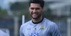 Julio Cesar, Persib Bandung. (Sumber: persib.co.id)