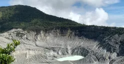 Ilustrasi, Gunung Tangkuban Parahu. (Sumber: Unsplash | Foto: sxpistols sxpstls)