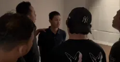 Tampang pelaku pembunuhan dan perampokan bos sembako di kawasan Pondok Gede, Bekasi, Jawa Barat, saat ditangkap aparat Polda Metro Jaya. (Sumber: Poskota/Ali Mansur)