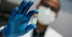 Ilustrasi botol obat. (Sumber: Poskota/Bilal Nugraha Ginanjar)