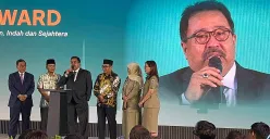 Wakil Gubernur Jakarta, Rano Karno, saat peluncuran Benyamin S Award di Ruang Pola Bappeda, Balai Kota DKI Jakarta, Selasa 3 Juni 2025. (Sumber: POSKOTA | Foto: M Tegar Jihad Al Faruq)