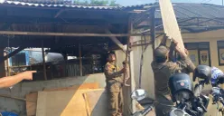 Penertiban pedagang di Pasar Sentong, Kecamatan Balaraja, Kabupaten Tangerang pada Rabu, 4 Juni 2025. (Sumber: Poskota/Primayanti Juli Kumala Manalu)
