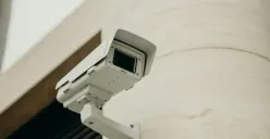 Ilustrasi - Rekaman CCTV di rumah wanita korban tewas di Serang dikabarkan  beredar luas di media sosial. (Sumber: Pexels/Cottonbro Studio)