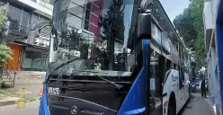 TransJabodetabek rute baru Bogor-Blok M telah diresmikan beroperasi pada Kamis, 5 Juni 2025. (Sumber: POSKOTA | Foto: Sekar Putri Andini)
