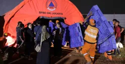 Korban kebakaran di kawasan Kapuk Muara, Penjaringan, Jakarta Utara, tingga di tenda pengungsian. (Sumber: BPBD Jakarta)