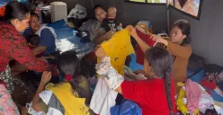 Suasana di lokasi pengungsian warga terdampak kebakaran di Kapuk Muara, Penjaringan, Jakarta Utara, Sabtu, 7 Juni 2025. (Sumber: POSKOTA | Foto: Pandi Ramedhan)