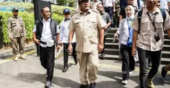 Wakil Gubernur Jakarta Rano Karno di Halte Transjakarta Bundaran HI, Jakarta. (Sumber: Poskota/Bilal Nugraha Ginanjar)