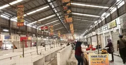 Suasana Pasar Bersih Telaga Mas, Harapan Baru, Kota Bekasi, Rabu, 11 Juni 2025. (Sumber: Poskota/Nurpini Aulia Rapika)