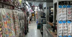 Suasana di Pasar Asemka, Tamansari, Jakarta Barat, Rabu, 11 Juni 2025. (Sumber: Poskota/Pandi Ramedhan)