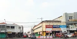Jalan KH Agus Salim, Bekasi Timur, Kota Bekasi. (Sumber: Poskota/Nurpini Aulia Rapika)