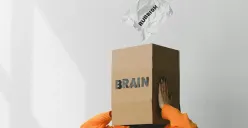 Ilustrasi - otak yang mengalami kerusakan atau brain rot akibat terpapar banyak konten digital yang tidak bermutu. (Sumber: Pexels/SHVETS Production)