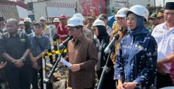 Gubenur Jakarta, Pramono Anung meninjau pembangunan Tanggul Mitigasi di Muara Angke, Jakarta Utara, Kamis, 12 Juni 2025. (Sumber: Poskota/M. Tegar Jihad)