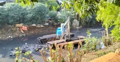Kali Sunter, Cipinang Muara, Jakarta Timur, Jumat, 13 Juni 2024. (Sumber: Poskota/M. Tegar Jihad)