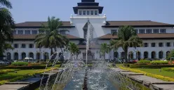 Ilustrasi ikon Bandung Gedung Sate. (Sumber: Wikimedia Commons)