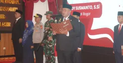Bupati Bogor melantik 25 pejabat baru di Pendopo Bupati, Cibinong, pada Selasa, 17 Juni 2025. (Sumber: Pemkab Bogor)