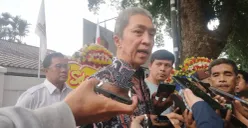 Wali Kota Bogor, Dedie A. Rachim saat menjelaskan terkait rencana pembangunan Sekolah Rakyat di Rancamaya, Bogor Selatan, Jumat, 20 Juni 2025 (Foto: Sekar Putri Andini)
