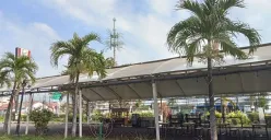 Usai resmi tutup pada awal Januari 2025, geliat aktivitas mulai tak terlihat lagi di lingkungan Grand Mall Bekasi, Jumat, 20 Juni 2025. (Sumber: Poskota/Nurpini Aulia Rapika)