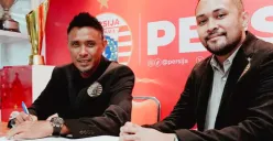 Potret Maman Abdurrahman (kiri) resmi bergabung menjadi tim pelatih Persija Youth Development. (Sumber: Instagram/@persija.epa)
