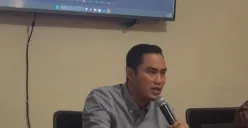 Anggota Komisi IV DPRD Provinsi Jawa Barat, Abdul Karim, saat menggelar sosialisasi Perda Pedoman Pelayanan Kepemudaan di Desa Sukasirna, Kecamatan Campakamulya, Kabupaten Cianjur. (Sumber: Dok. DPRD Jabar)