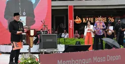 Gubernur DKI Jakarta Pramono Anung mengganti nama Bank DKI menjadi Bank Jakarta saat HUT Jakarta ke-498 (Sumber: Dok. Bank Jakarta)