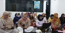 PLN UID Jakarta Raya menggelar pelatihan Inklusivitas sosial dunia usaha mikro bagi para UMKM binaan di Kantor HUB UMK Jakarta Raya, Jakarta Barat. (Sumber: Dok. PLN)
