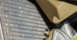 Ilustrasi kerusakan tutup radiator bisa membuat mesin overheated. (Sumber: Deltalube)