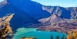 Gunung Rinjani mendapatkan rating bintang satu dari warganet Brasil di Google Maps. (Sumber: Website/Tripadvisor)