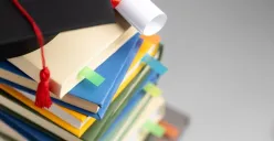 Cek Jadwal, Materi Modul, dan Tugas Resmi PPG Dalam Jabatan Guru Madrasah Mapel Umum Tahun 2025. (Sumber: Freepik)