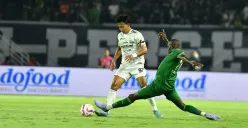 Hasil pertandingan Persebaya vs Persib di pekan 23 Liga 1 2024-25. (Sumber: persib.co.id)