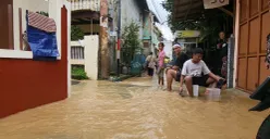 Suasana di permukiman warga Kelurahan Bidara Cina, Jatinegara, Jakarta Timur, Senin, 3 Maret 2025. (Sumber: Poskota/Pandi Ramedhan)