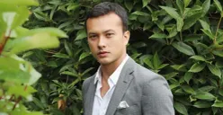Nicholas Saputra masuk nominasi Most Handsome Men in the World 2025. Siapa saja saingannya? Cek daftar lengkapnya di sini!