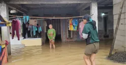 Kondisi pemukiman warga Kampung Ciparay Sasak, Desa Cirarab, Kecamatan Legok, Kabupaten Tangerang. (Sumber: Poskota/Veronica Prasetio)