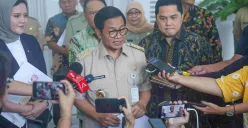 Gubernur Jakarta, Pramono Anung bertemu dengan Ketum PSSI, Erick Thohir bahas Stadion JIS. (Sumber: Dok. Kominfotik Jakarta)