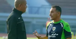 Timnas Indonesia U17 dikunjungi oleh Gerald Vanenburg saat pemusatan pelatihan di Bandung. (Sumber: Tangkapan layar/Instagram @pssi)