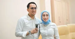 Attaubah Mufid, dokter estetika dan pengusaha sukses, kini menjadi sorotan publik bersama istrinya, Reza Gladys. (Sumber: Instagram/@attaubahmufid)