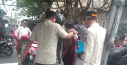 Sebanyak 43 Pemerlu Pelayanan Kesejahteraan Sosial (PPKS) dijaring petugas Satpol PP Jakarta Barat. (Sumber: Dok. Satpol PP Jakbar)