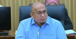 Wakil Ketua Komisi VI DPR RI, Andre Rosiade klarifikasi soal video viral yang menyebutkan anggota DPR diduga terima amplop saat rapat degan Pertamina. (Sumber: Tangkap layar YouTube/TVR PARLEMEN)