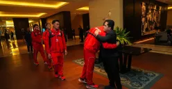 Ketum PSSI, Erick Thohir melepas rombongan kedua Timnas Indonesia ke Australia, Minggu 16 Maret 2025. (Foto: Dok. PSSI)