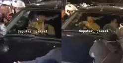 Momen warga dan pengendara di Jakarta Timur menghadang mobil membawa seorang wanita yang berteriak minta tolong. (Sumber: Tangkap Layar Instagram/@seputar_jaksel)