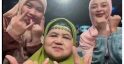 Mamah Dedeh viral di media social karena mengikuti tren Velocity. (Sumber: X/@alcholcx)