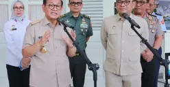 Gubernur Lemhannas, Ace Hasan Syadzily (kanan) saat menyambangi Balai Kota, Jakarta Pusat, Senin, 17 Maret 2025. (Sumber: Dok. Pemprov Jakarta)