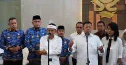 Wali Kota Bekasi, Tri Adhianto mengikuti rakor penanganan banjir di kantor Kementerian Pekerjaan Umum, Jakarta. (Sumber: Dok. Pemkot Bekasi)