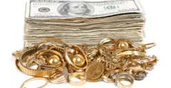 Emas bisa jadi investasi menguntungkan jika dilakukan dengan tepat. Simak 3 tips penting agar kamu tidak salah langkah dan tetap cuan. (Sumber: Pinterest)